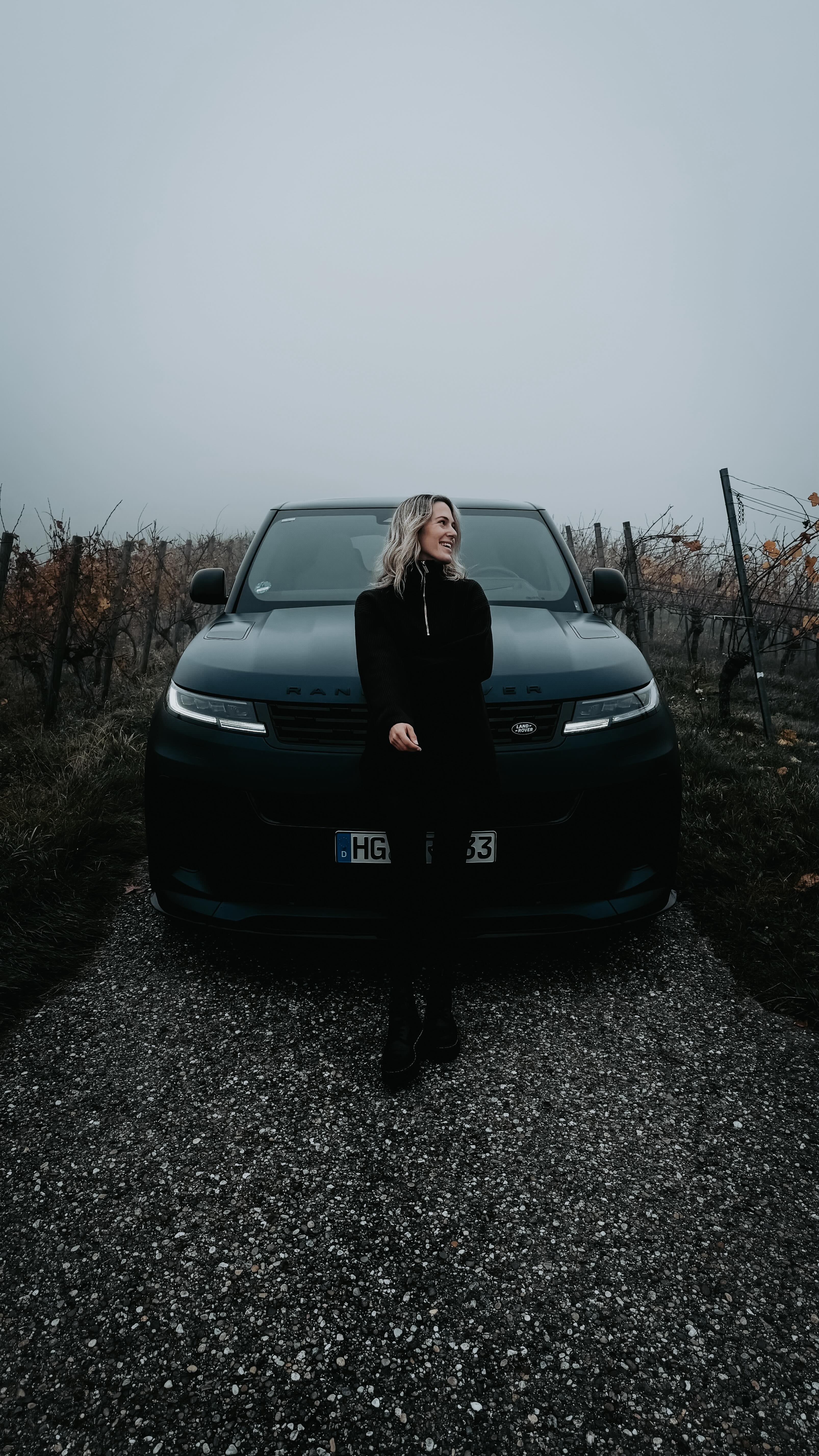 Instagram post by @jessicarmaniac for Land Rover. Caption reads: [...] How do you like it?! #jessicarmaniac....