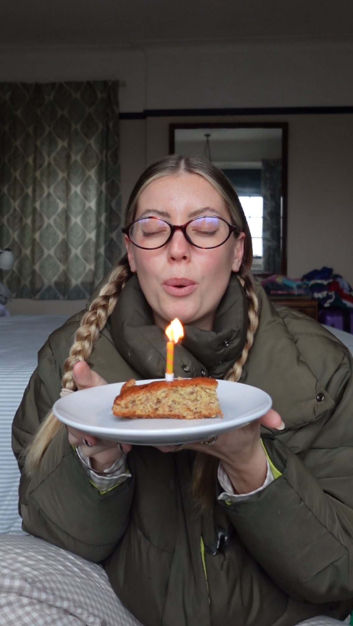 Instagram post by @ordinaryemm_ for Vinted. Caption reads: One year of being a de-influencer ❤️

Truly, thank....