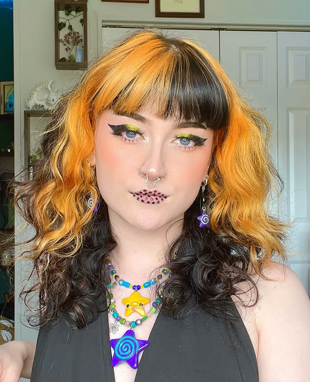Instagram post by @sxneadbailey for KALEIDOS. Caption reads: [...] Black Spectra Pen Eyeliner (PR gifted)....