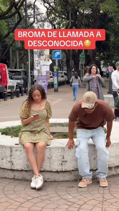 Instagram post by @icefire_oficial for Mercado Libre. Caption reads: 🔍Pega este código en el buscador de Mercado....