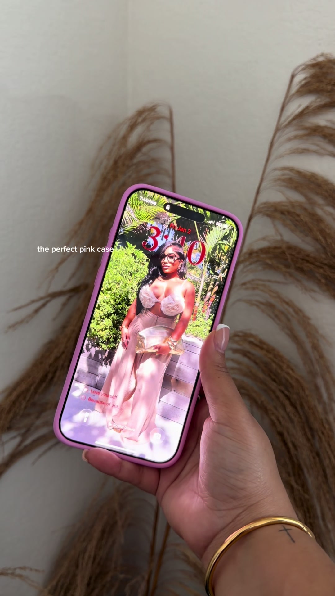 TikTok post by @ms.haazel for ORNARTO. Caption reads: [...] shade of pink🎀 loving my new case from....