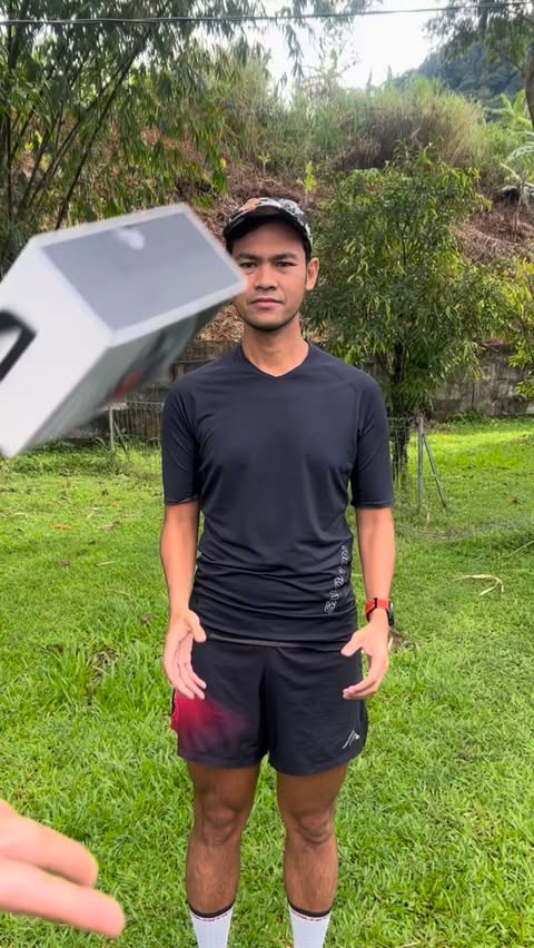 Instagram post by @husennss for Suunto. Caption reads: [...] lari, trail, dan outdoor adventure.....