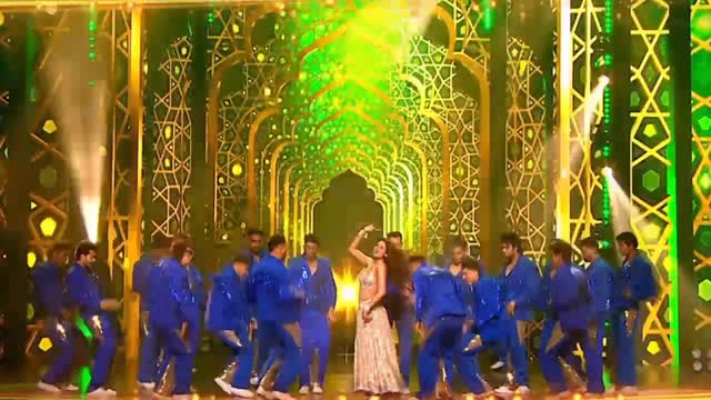 Instagram post by @sonambajwa for ZEE. Caption reads: [...] me perform at Maruti Suzuki presents 24th....