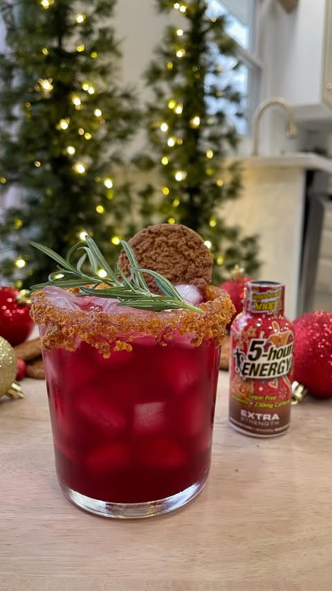 Instagram post by @mocktailgirlie for 5-hour ENERGY. Caption reads: Let’s make a Cranberry Gingerbread Snap....