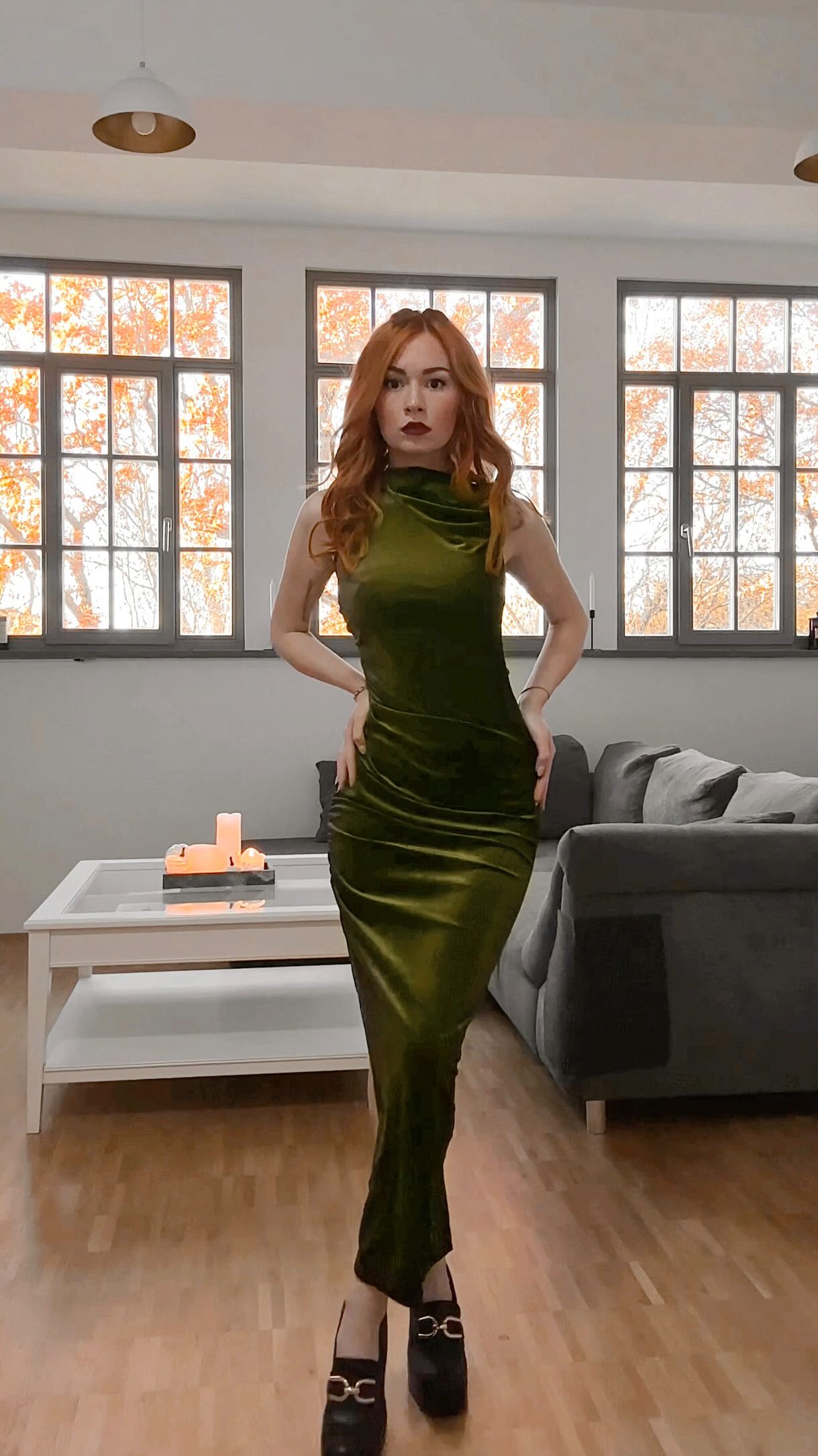 Instagram post by @rissii_ for Retro Stage. Caption reads: @retrostage_official thanks for
 those stunning....