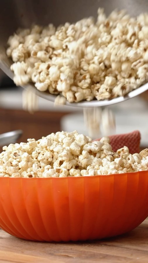 Instagram post by @lallimusic for Danish Creamery. Caption reads: Things I swear by:
We love fat in this house
No....