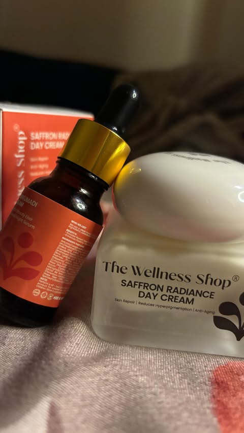 Instagram post by @saum.ya____ for The Wellness Shop. Caption reads: @thewellnessshopindia Radiance, bottled. ✨ Day....