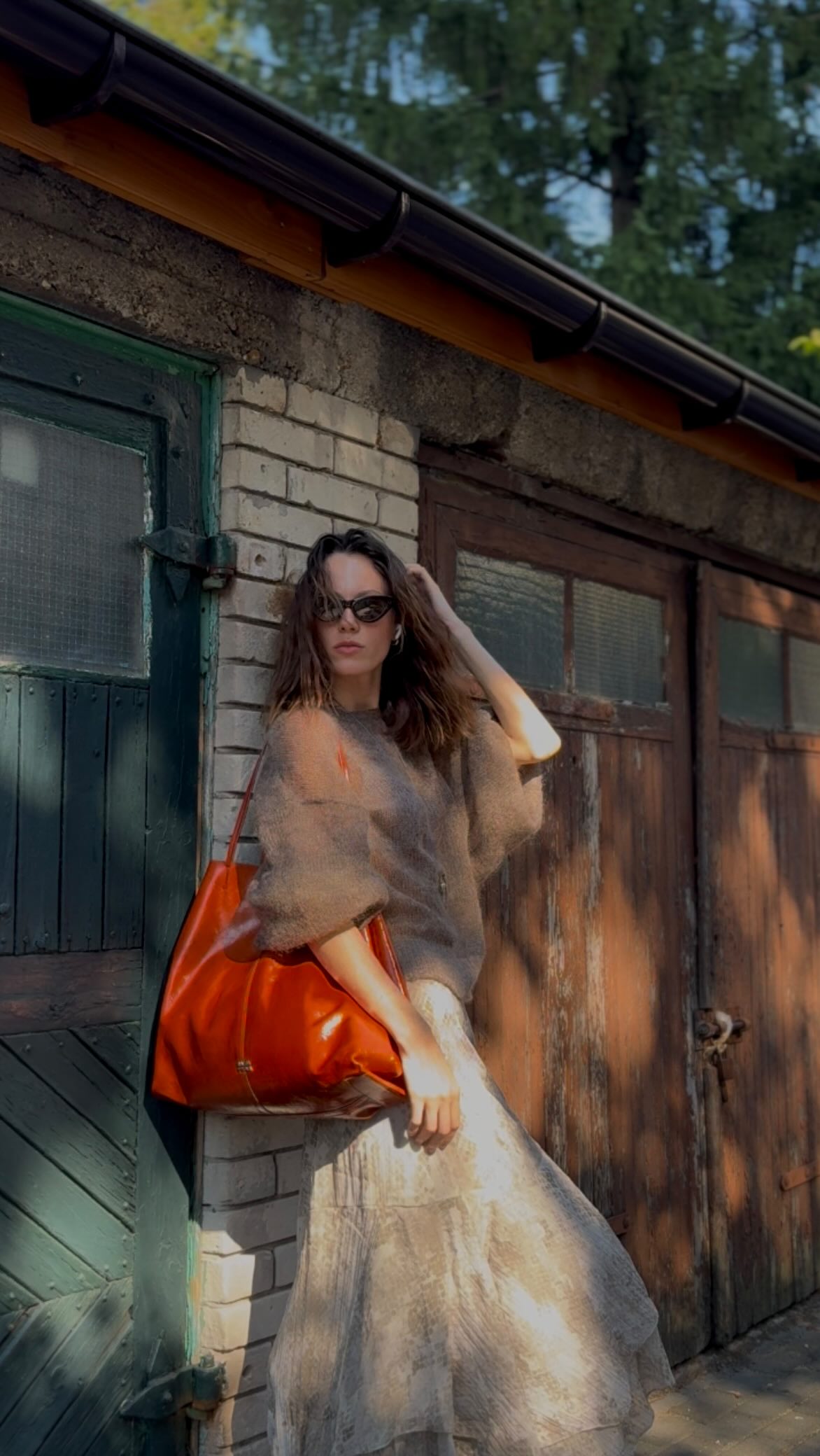 Instagram post by @amelia_wnek for BIMBA Y LOLA. Caption reads: life’s to short not to dance 
in @bimbaylola....