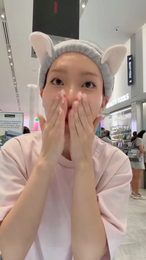 Instagram post by @yoorajung for CNP Laboratory. Caption reads: [...] @anua_global @cnplaboratory.official.