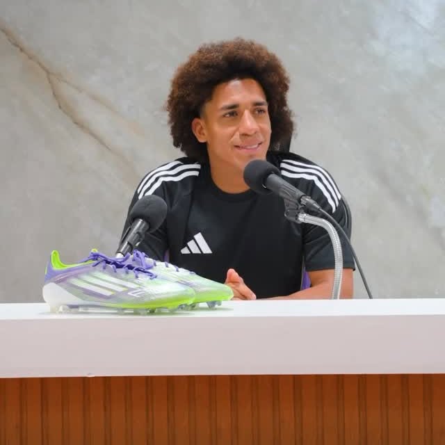 Instagram post by @adalbertocarrasquilla18 for adidas. Caption reads: Si el Coco lo dice, es porque es verdad ⚡️🥥

La....
