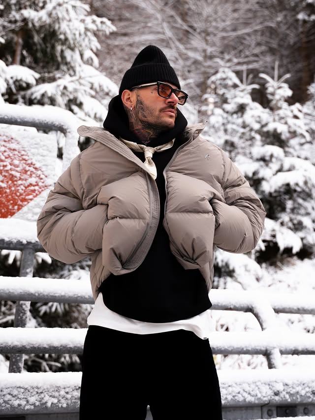 Instagram post by @moritz.taylor for REPRESENT CLO. Caption reads: [...] some amazing Black Friday picks from....