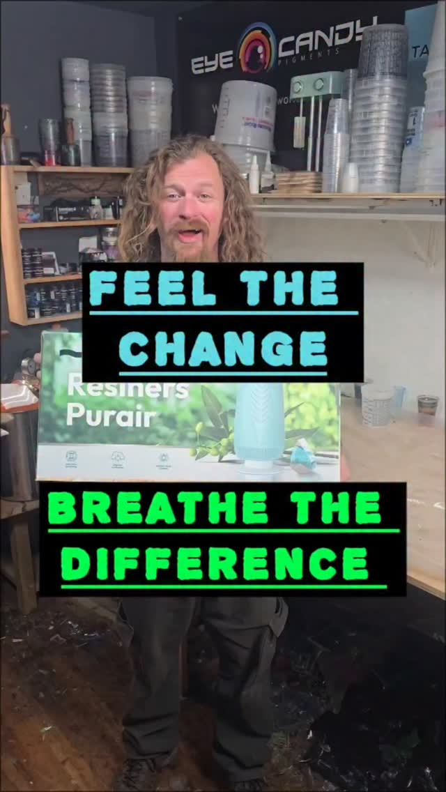 Instagram post by @shocks_functional_art for Resiners. Caption reads: [...] epoxy artist you should check out....