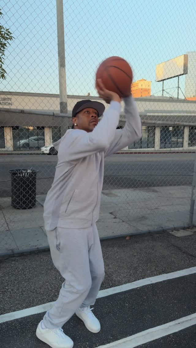 Instagram post by @theofficialai3 for PrizePicks. Caption reads: Don’t hate the player, hate the game. @prizepicks.