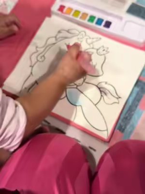TikTok post by @itsmamasavv for JoyCat. Caption reads: [...] craft #watercolors #kidscraft #painting....