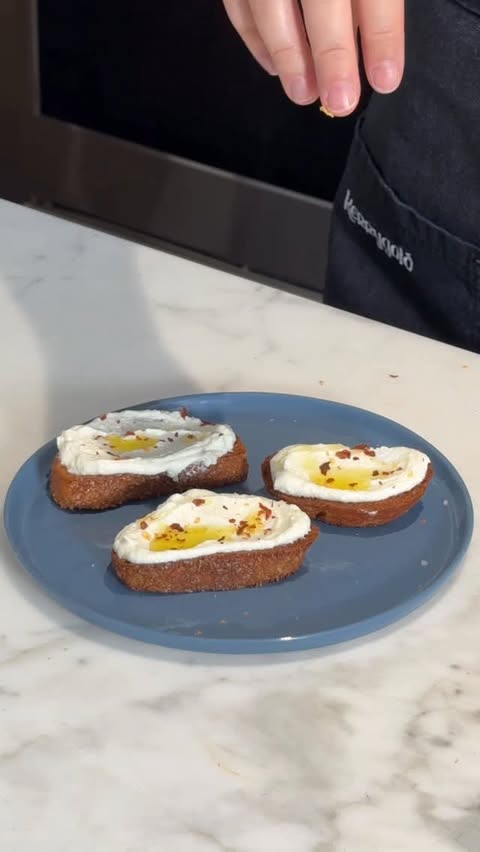 Instagram post by @jennahelwig for Real Simple. Caption reads: The best thing since sliced bread? Sliced bread....