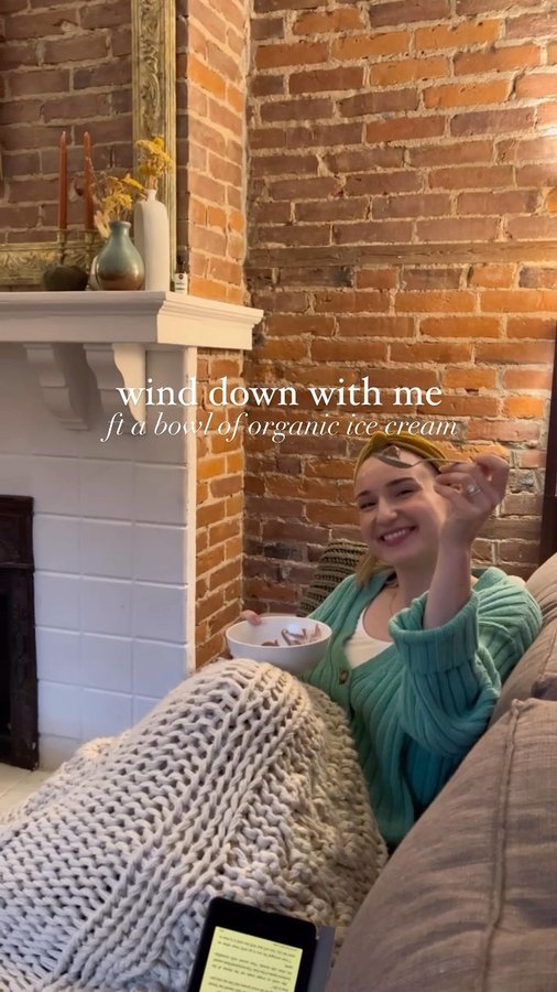 Instagram post by @theconsciousnutritionist for Alec's Ice Cream. Caption reads: TONIGHTS WINDDOWN featuring @ Alecs Ice Cream.
I....