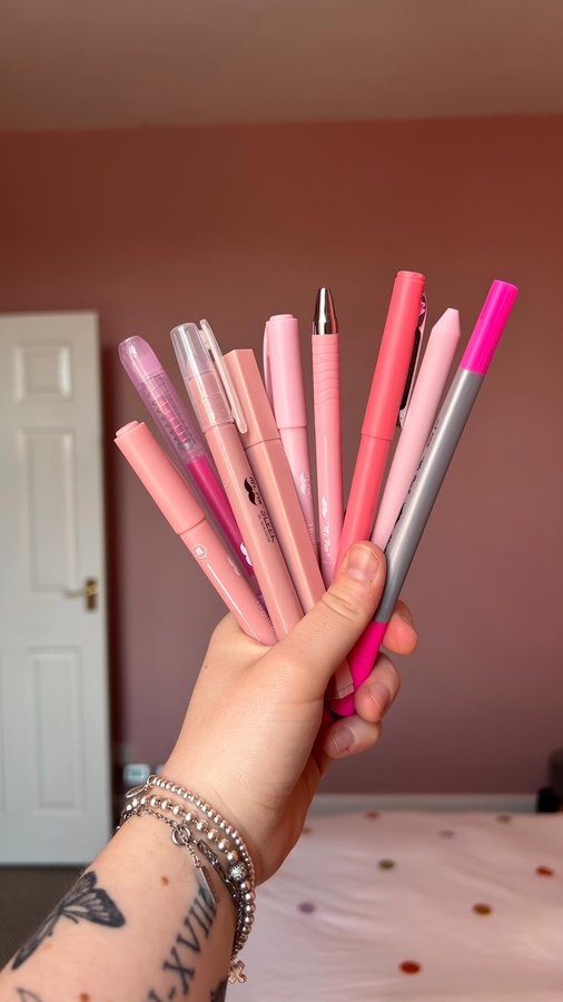 Instagram post by @messybiblepureheart for Mr. Pen. Caption reads: In my pink era! 🌸💕🎀

I’ve never had anything....