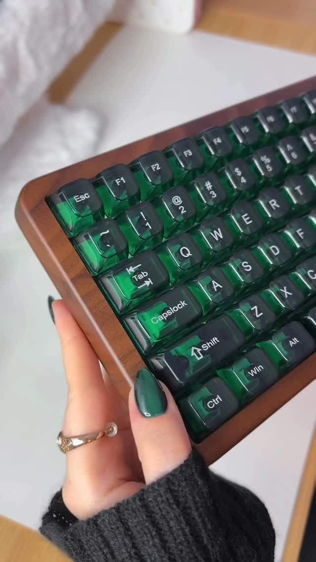 Instagram post by @daizedreams for Womier Keyboard. Caption reads: [AD] My first Wood keyboard! 🪾[AD] This is the....