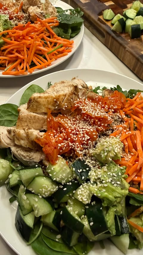 Instagram post by @danyelewilson for Beyond Meat. Caption reads: [...] And lately I’ve been adding @beyondmeat ’s....