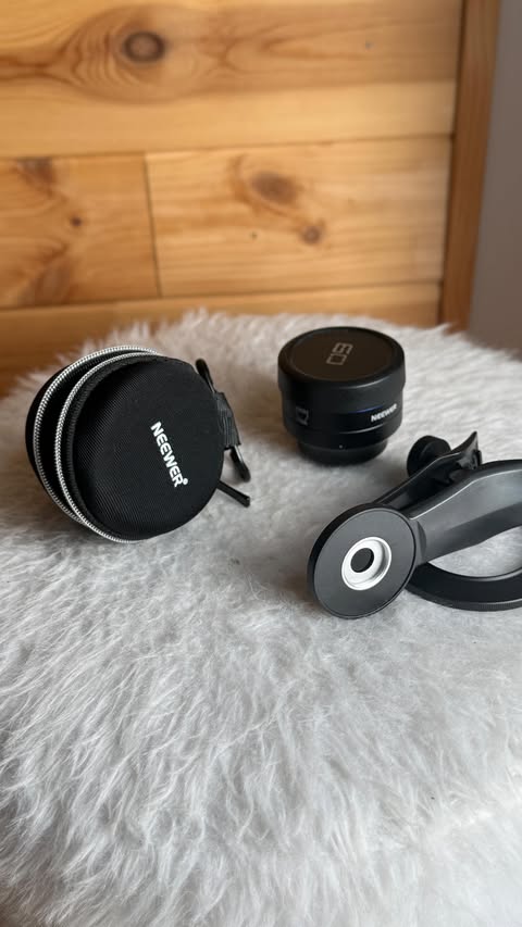 Instagram post by @sallyna___ for NEEWER. Caption reads: @neewer NEEWER LS-41 PRO 60mm Telephoto Lens [...].