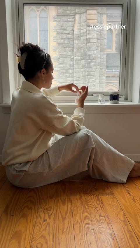 Instagram post by @laurenmailecrane for essie. Caption reads: [...] up. ballet slippers has been my go‑to 🤍....