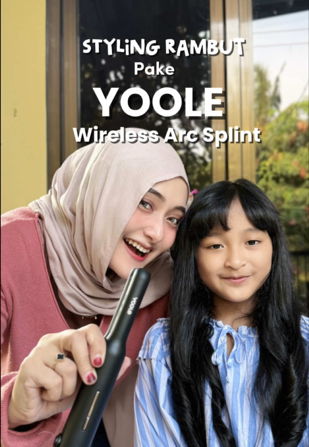 TikTok post by @hellowinda25 for Yoole. Caption reads: [...] sama enon pake catokan wireless dari @Yoole....