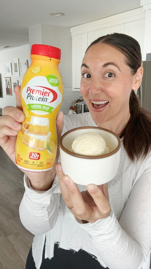 Instagram post by @jacquisaldana for Premier Protein. Caption reads: #ad This @PremierProtein Lemon Bar Protein Ice....
