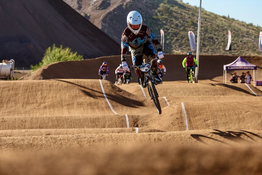 Instagram post by @dickcheeseburger1 for SE Bikes. Caption reads: [...] to all my sponsors for their support!....