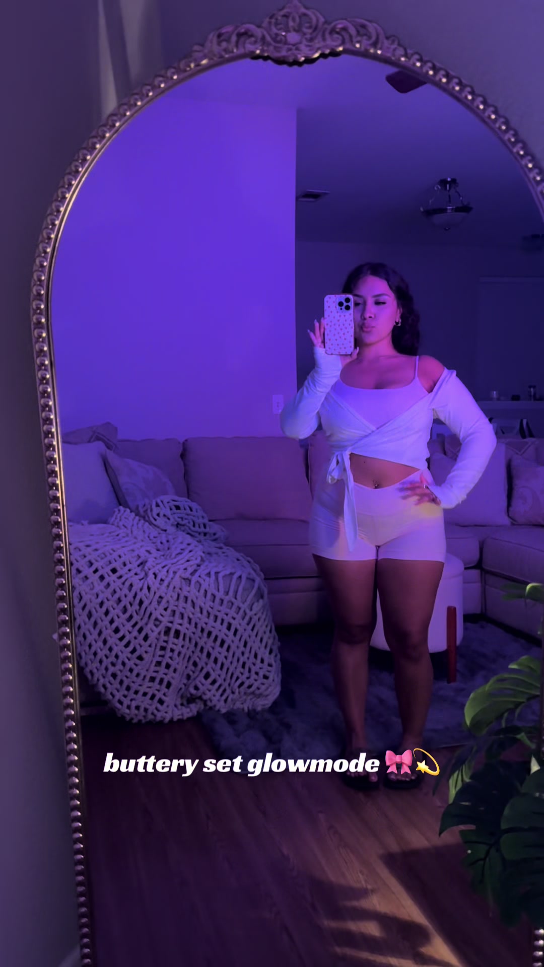 TikTok post by an influencer for Glowmode. Caption reads: [...] dupeee if not better 🤭💫💫 #glowmode....