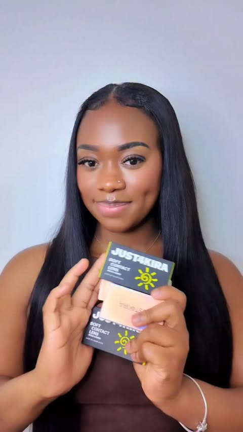 Instagram post by @dim_plesss___ for Just4kira. Caption reads: [...] 🤍✨ Use my code Dim20 for 20% OFF!....