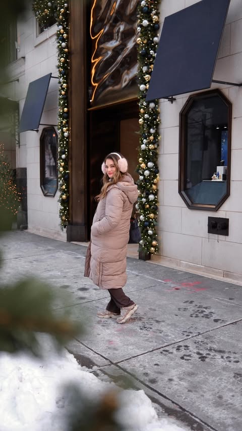 Instagram post by @lexandthecity____ for Yelp. Caption reads: [...] perfect rest and relaxation spot through....