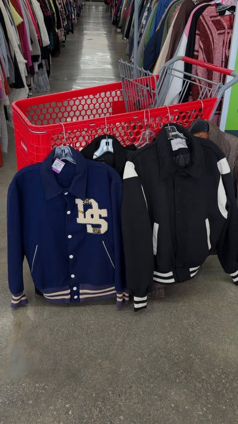 Instagram post by @derrickfreske for Savers. Caption reads: [...] a new favorite thrift store location —....