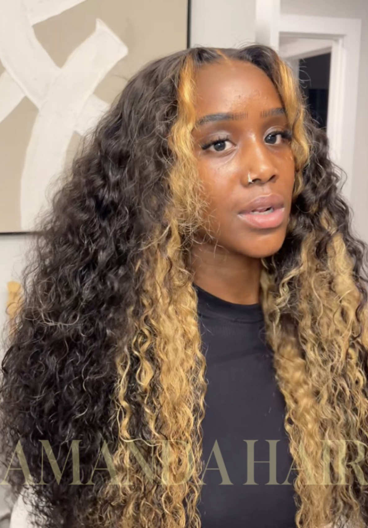 TikTok post by @laniiykoia for Amanda Hair. Caption reads: @amandahair and she’s glueless😍😍✨ everything....