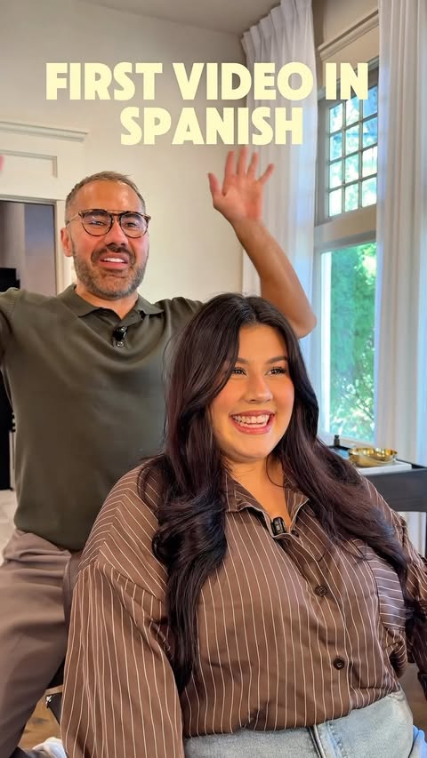 Instagram post by @colorbycarlos for Matrix. Caption reads: [...] 💖✨ #colorista #cabellorojo #cobrehair....