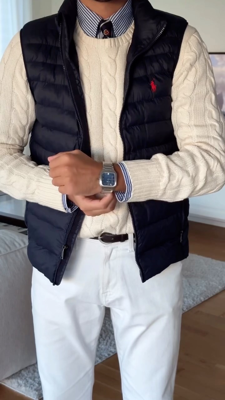 Instagram post by @noahsarey for CLUSE. Caption reads: [...] items: https://liketk.it/5tEGW

Watch:....