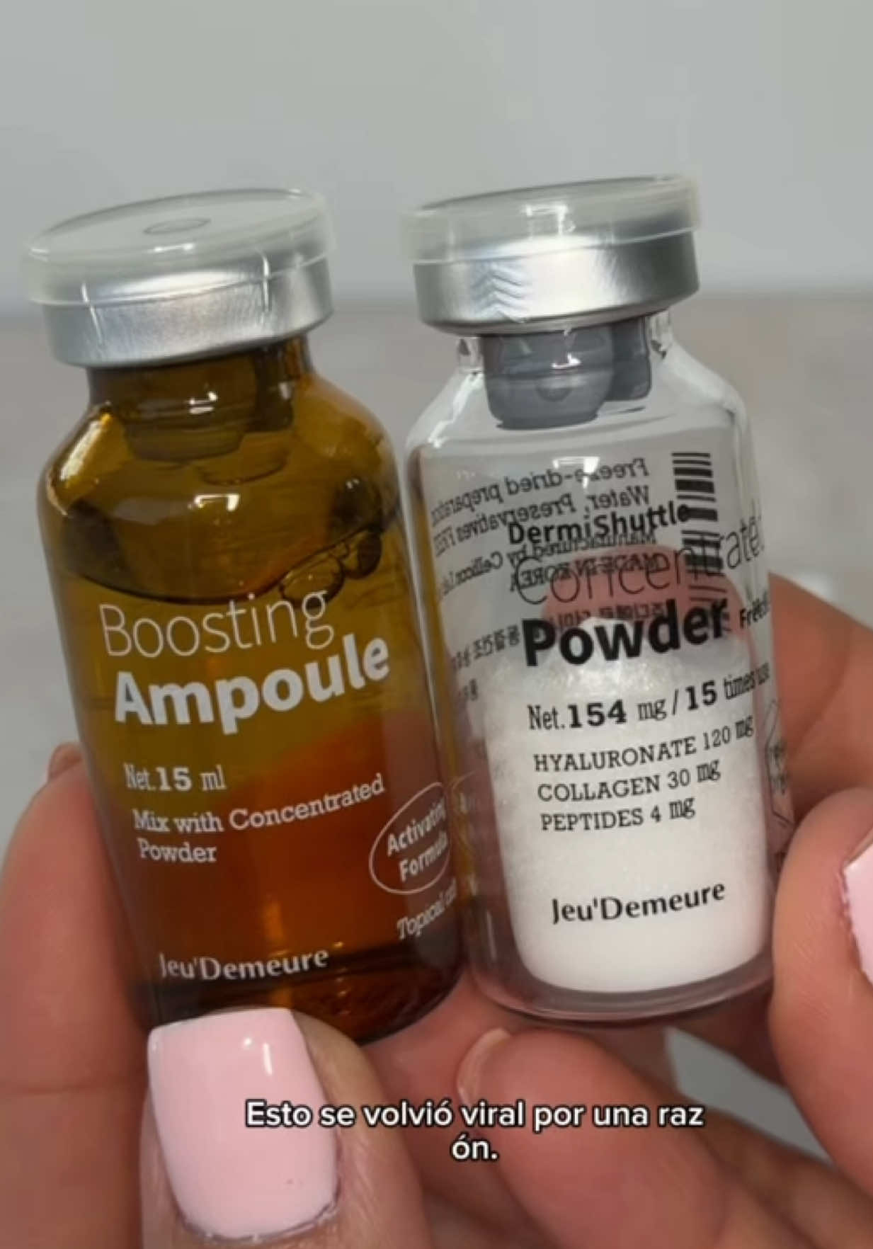 TikTok post by @paolaonglow for JEU'DEMEURE US Official. Caption reads: [...] DermiShuttle Lifting Kit de @JEU'DEMEURE US....