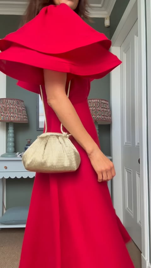 Instagram post by @carolinesstylehacks for Monsoon. Caption reads: [...] with gorgeous dressing up options from....