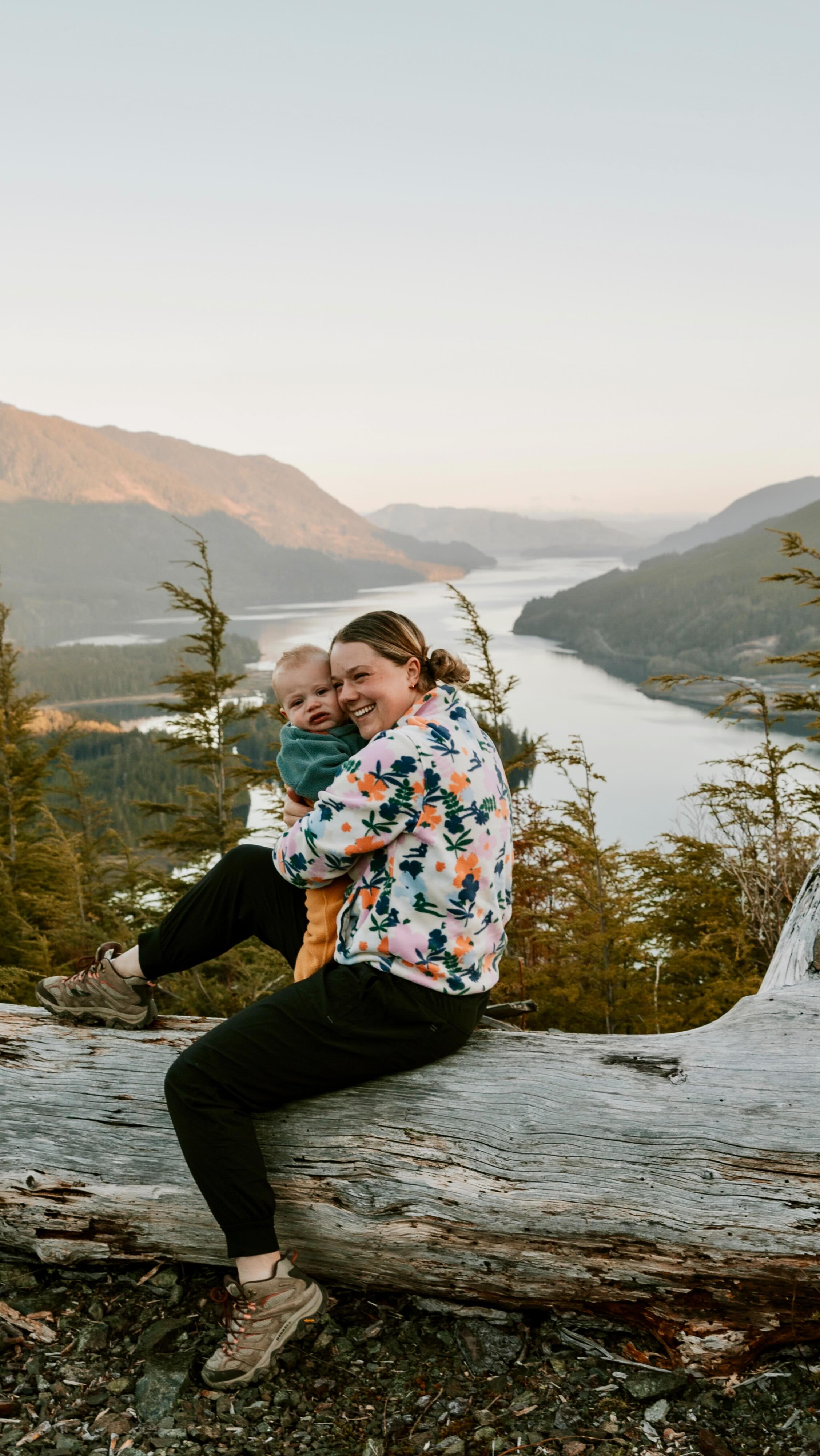 Instagram post by @bellabucchiotti for Dexcom. Caption reads: #AD | Becoming a mom is the most incredible thing....