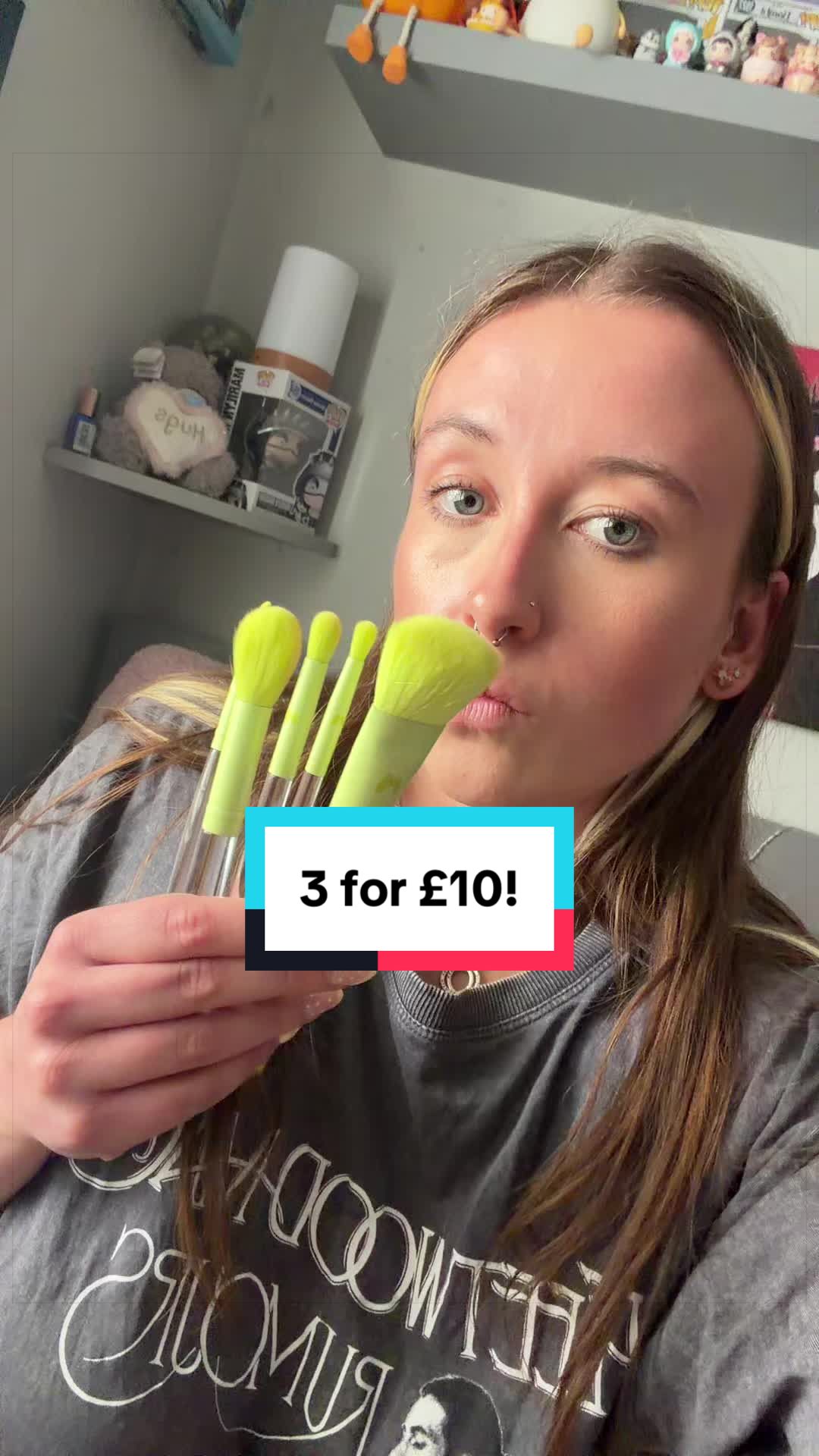 TikTok post by @lifewithyazx for MADE BY MITCHELL. Caption reads: 3 for £10! #madebymitchell #madebymitchellbrushes....