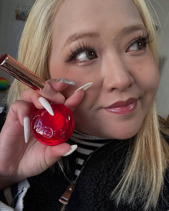 Instagram post by @sera81983 for MANARA. Caption reads: [...] . @manara_japan
 ﾏﾅﾗﾄｰﾝｱｯﾌﾟuv....