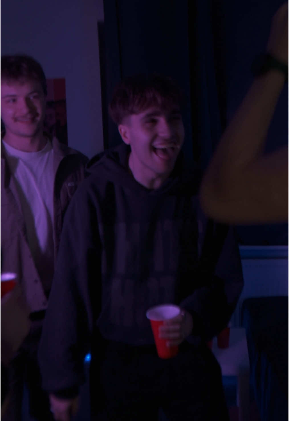 TikTok post by @dkoszczukk for Media Expert. Caption reads: Telefon idealny na domówki i przyłapanie kolegi na....