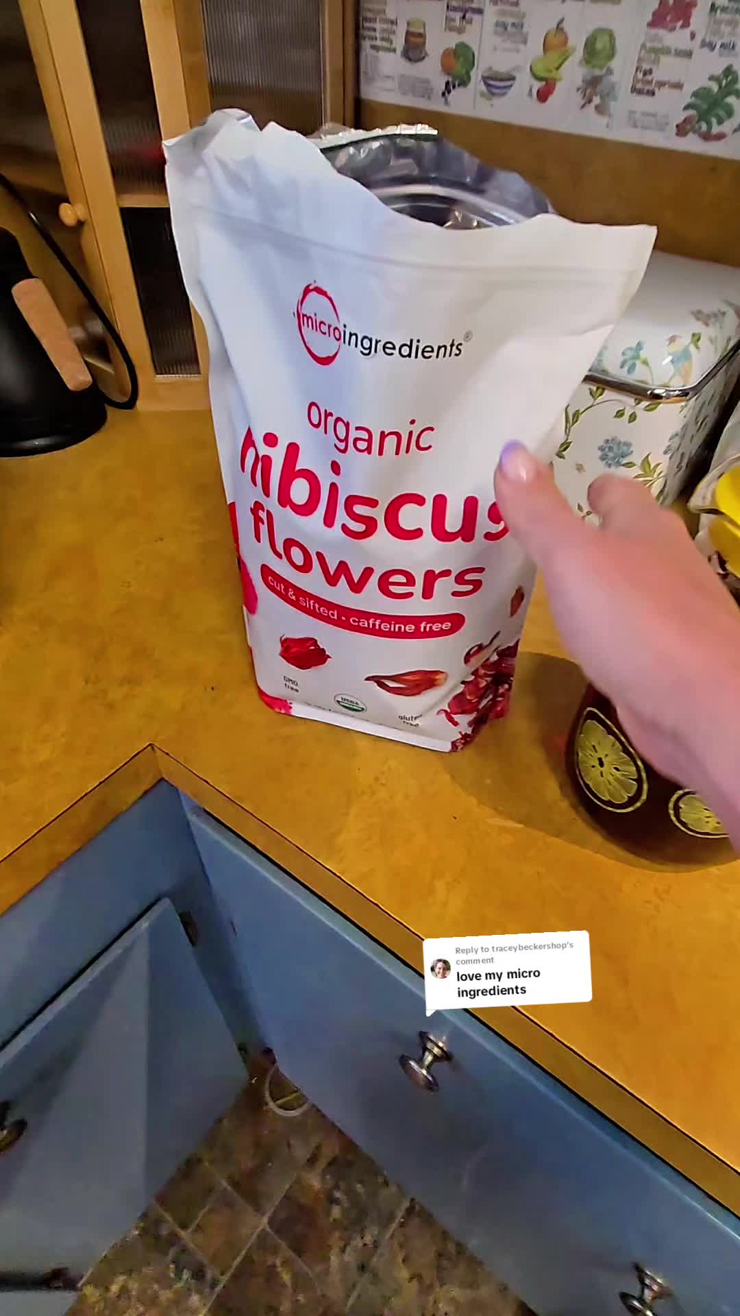TikTok post by @bombjigga for Micro Ingredients. Caption reads: [...] #hibiscus #hibiscustea #suntea @Micro....