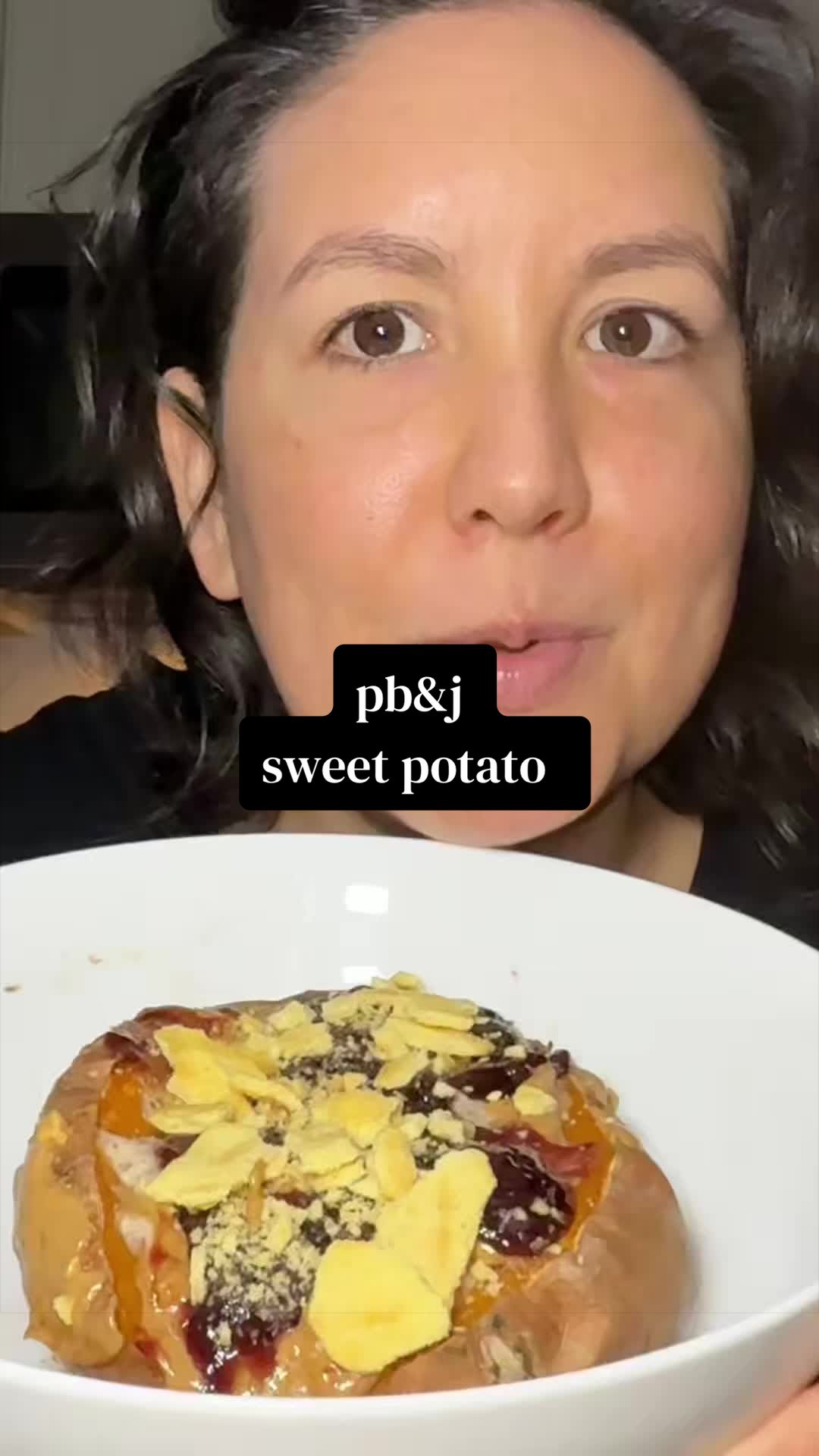 TikTok post by @ugcenchantress for Wellious. Caption reads: [...] #dinnerrecipes #recipesoftiktok @Wellious.