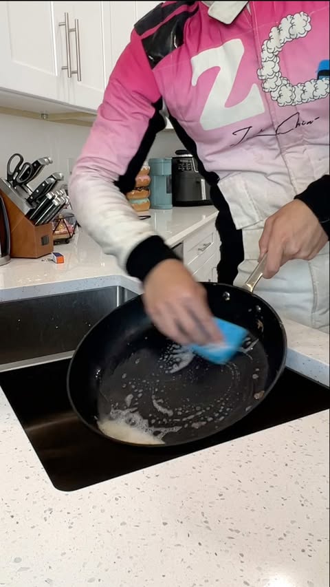 Instagram post by @_zachchin for Dawn. Caption reads: [...] key on the track and in the kitchen 🙌....