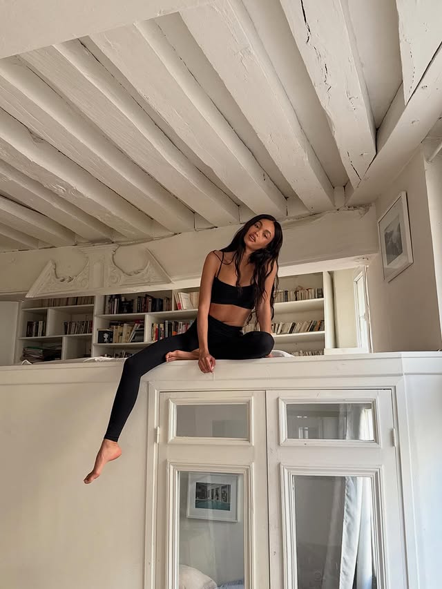 Instagram post by @cristinachenii for Live The Process. Caption reads: Homebody @livetheprocess #processpartner.