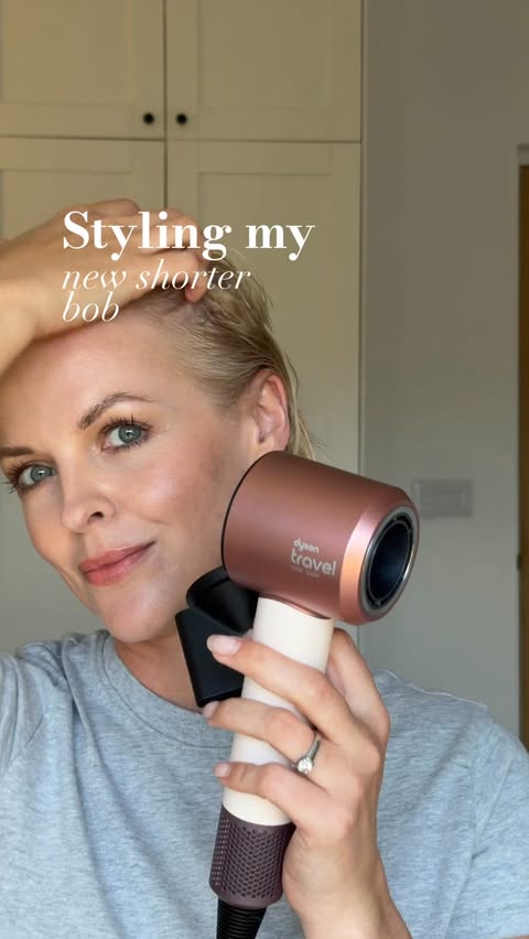 Instagram post by @alibaileylondon for Aveda. Caption reads: [...] obsessed with the smell of the Aveda texture....