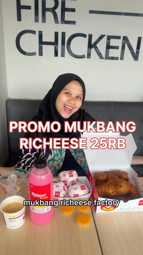 Instagram post by @diahtawi for Yup. Caption reads: [...] jadi cuma Rp25.500 dengan voucher YUP! Cukup....