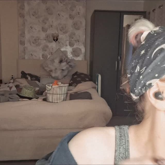 Instagram post by @gloss_and_wisdom for Facetheory. Caption reads: ✨💦 Skincare that gets your skin. 💦✨

If your....