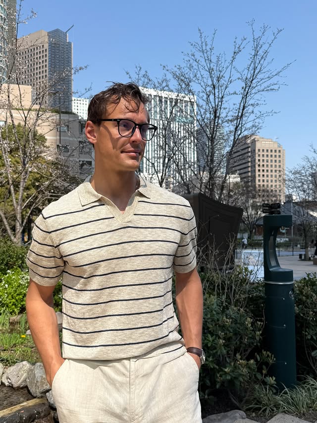 Instagram post by an influencer for Brax. Caption reads: sun was there #brax #braxlovers ad.