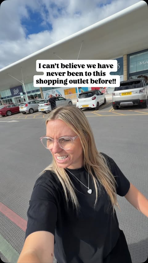 Instagram post by @the_mum_teacher for Huel. Caption reads: [...] a haul reel as a part 2/3 @socialtiphq @huel....